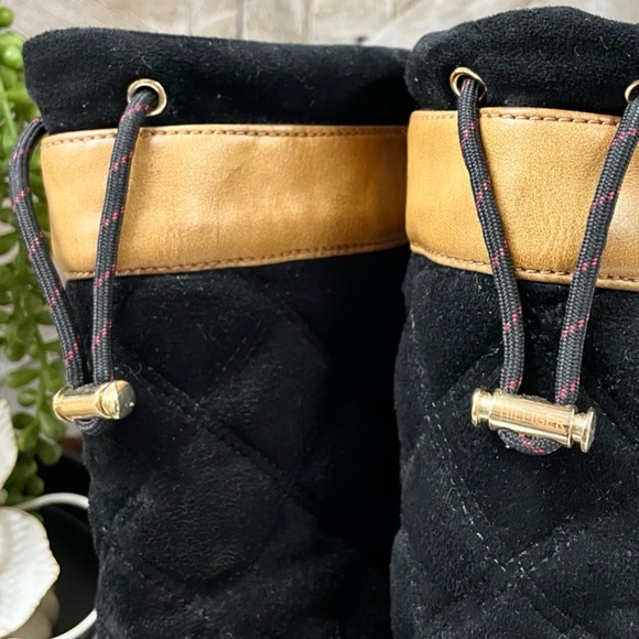 Tommy Hilfiger Ricky Contrast Trim Black Duck Boots - Picture 2 of 10